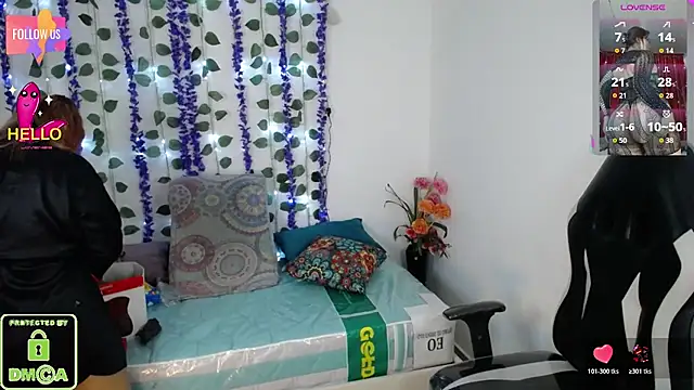 Mia Duque1999 online show from March 30, 7:46 pm