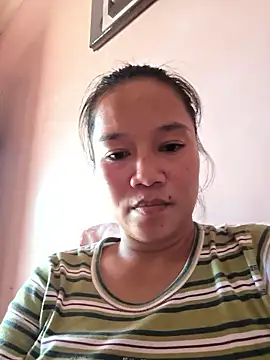 ladycatcher69xx online show from January 14, 5:34 am