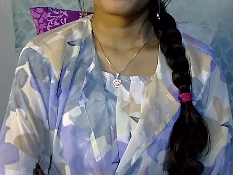 Shab M online show from March 7, 7:10 pm