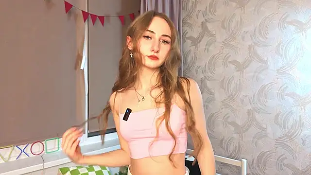 emilka milka online show from December 5, 1:34 pm