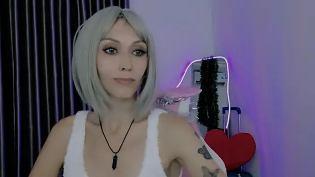 betty xoxoo online show from January 15, 10:32 am