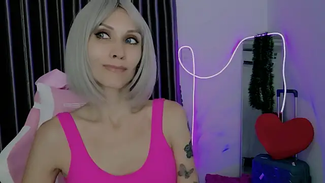 betty xoxoo online show from January 12, 12:10 pm