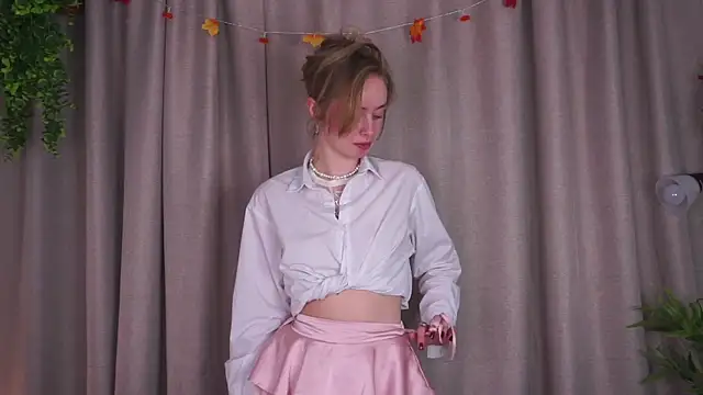 ShinyCharm online show from December 4, 10:21 pm