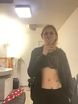 Milly-Kiss online show from January 13, 8:13 pm