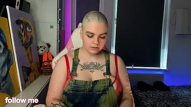 enigmastella online show from January 15, 11:05 am