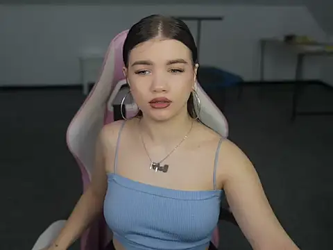 Hanna nana online show from April 4, 10:14 am