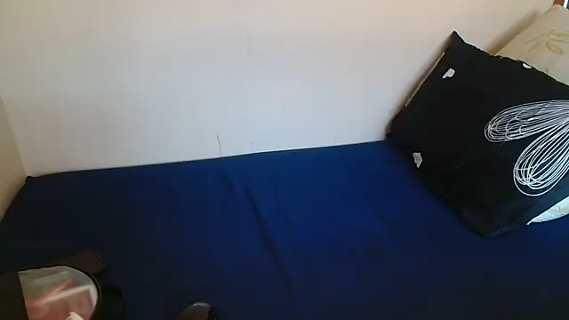   JuicyAss  online show from February 7, 1:26 pm