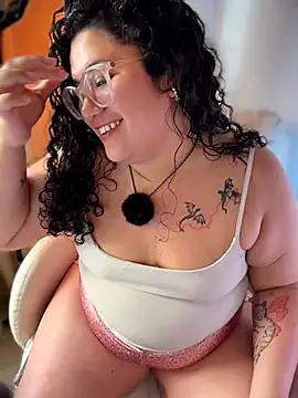 VanesssaMilf  online show from May 16, 11:42 am