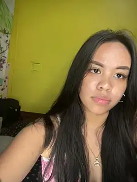 Lovely apple19 online show from February 18, 3:22 pm