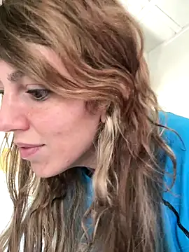 Snapshot of CelestialRuby chatting on October 10, 1:38 pm CelestialRuby online show from October 10, 1:38 pm