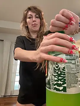 Snapshot of CelestialRuby chatting on October 18, 2:42 pm CelestialRuby online show from October 18, 2:42 pm