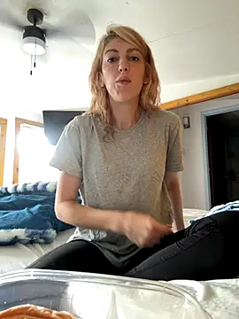 Snapshot of CelestialRuby chatting on September 27, 3:41 pm CelestialRuby online show from September 27, 3:41 pm