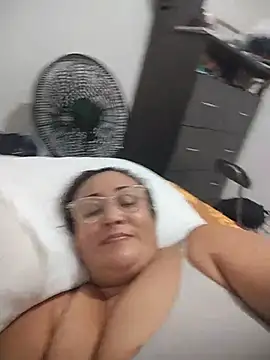 Nini Love  online show from February 6, 5:55 am