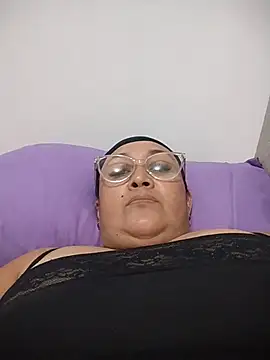 Nini Love  online show from February 13, 2:57 am