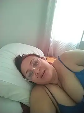 Nini Love  online show from February 8, 3:16 pm