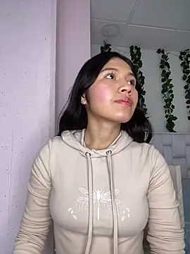 Xaander  online show from February 5, 7:28 pm