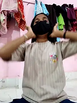 vivi sexe online show from December 18, 12:21 pm