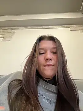 FionaMurr online show from April 11, 11:41 pm