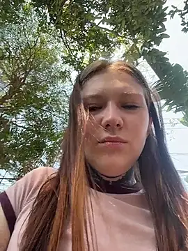 FionaMurr online show from February 5, 4:26 am