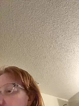 Lenaravenswood online show from March 3, 6:41 am