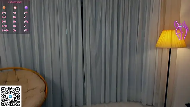 LenaKurpiel online show from January 6, 5:49 pm