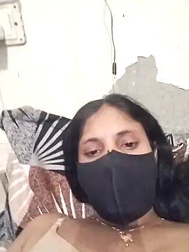 kanika05 online show from April 19, 6:10 pm