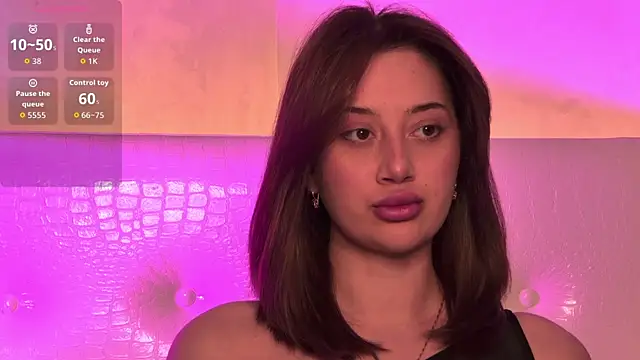 LucieBliss online show from April 11, 12:09 pm