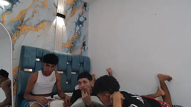 SWEET RABBIT1 online show from February 6, 7:39 pm