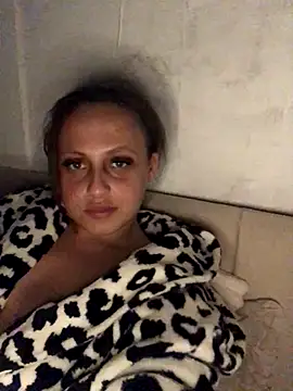 Welsh Maya221x online show from January 6, 10:57 pm