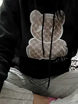 tenifer online show from January 8, 12:42 pm