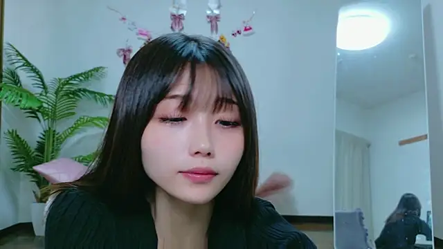 ayu-jpnk online show from March 16, 3:27 pm