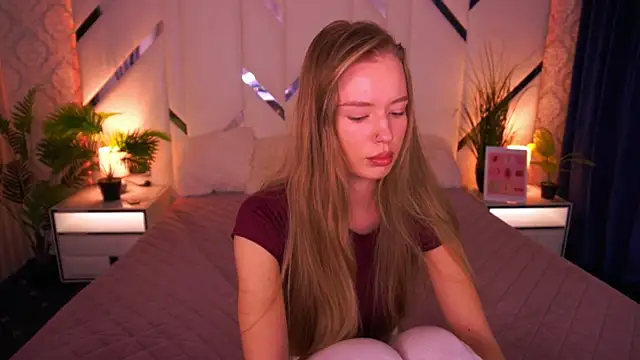 MollyyMayy online show from January 15, 9:59 am