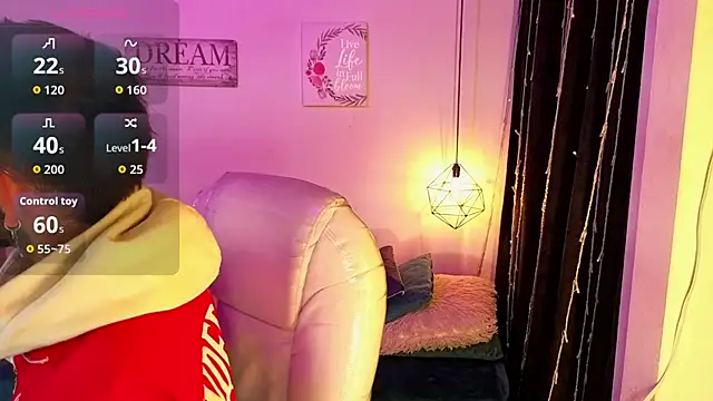 annie and ryan online show from February 18, 4:33 am