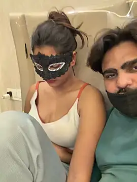 Cutie Seema online show from June 13, 7:00 pm