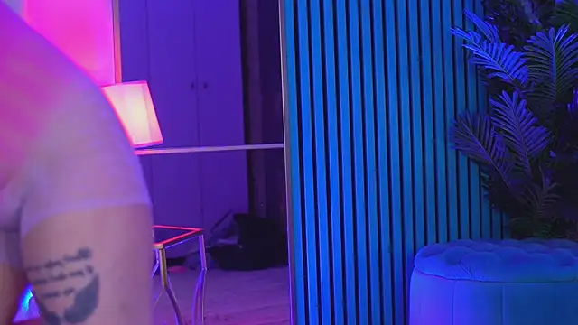 LexaRhodes online show from January 15, 4:13 pm