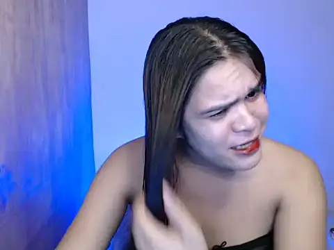 stripyapril online show from July 11, 10:59 am