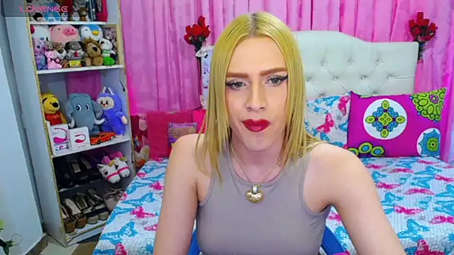 golden girl01 online show from April 14, 9:59 pm