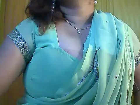 MISTI KOLK online show from February 25, 8:35 am