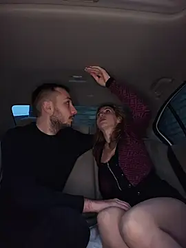 Lovebackground online show from November 28, 1:03 pm