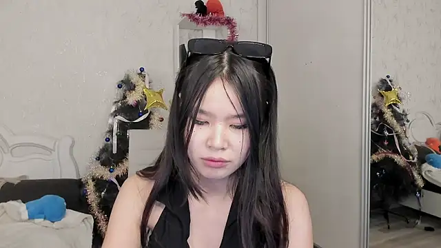 amiya cute online show from January 8, 2:21 pm