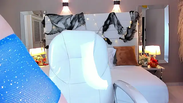 maturexxx  online show from October 23, 8:04 pm