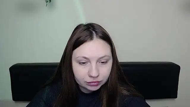 LiliaErmi online show from February 13, 9:33 am