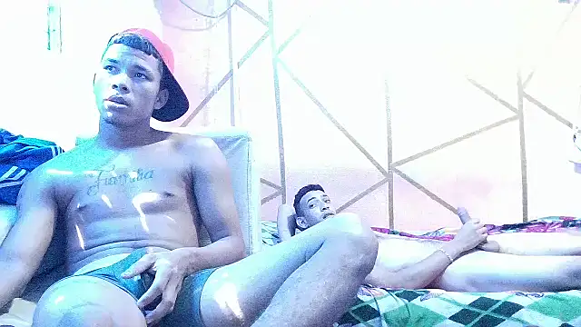 twobigscock23 online show from April 25, 7:11 pm