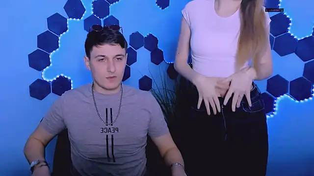 beauty liam online show from March 8, 8:02 pm