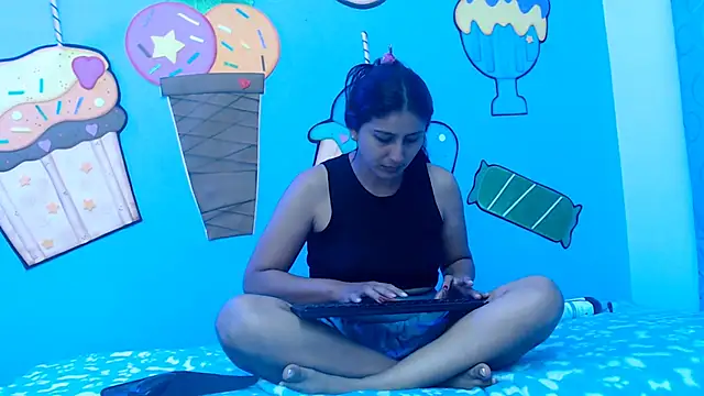 NOVAHOT98 online show from February 13, 7:37 pm