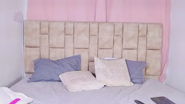 NanyMatrioska online show from March 12, 8:22 pm