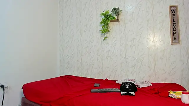 couple hardroom online show from January 16, 1:12 am