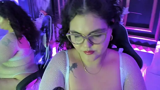 margarita smellie online show from January 7, 5:49 pm