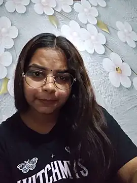 Himani 0122 online show from June 15, 8:25 am