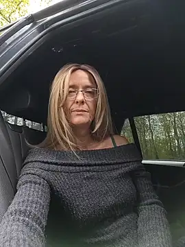 Sacha Scorp online show from March 31, 9:20 am